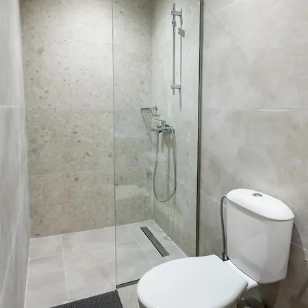 1 Bedroom Koshomes1 Apartamento *